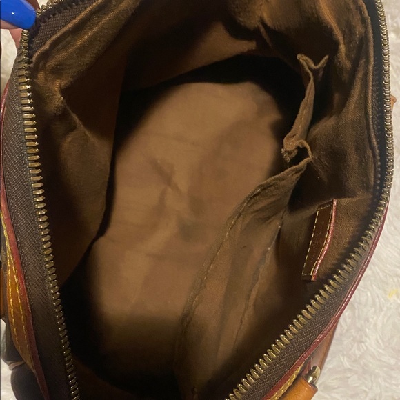 Louis Vuitton Brown Tivoli PM Monogram Bag - Picture 8 of 16